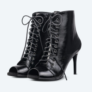 Glossy Goddess – High Heels schwarz aus lackiertem Naturleder (9 cm)